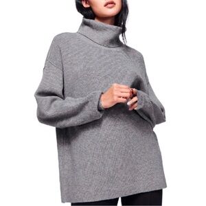 Like New Free People Softly Structured Knit Oversized Turtleneck Sweater XS